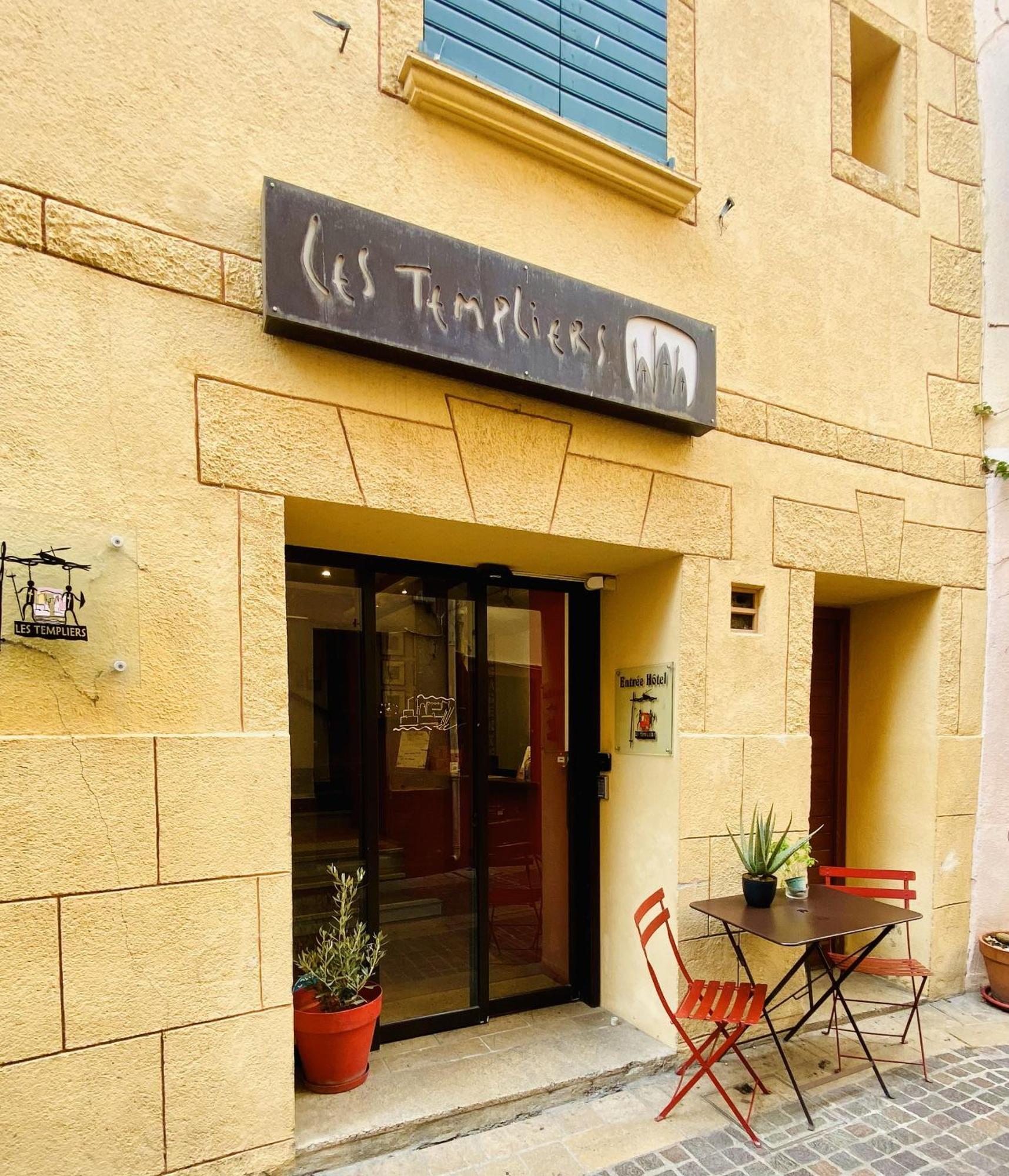 Hotel Des Templiers กูลิอูร์ ภายนอก รูปภาพ