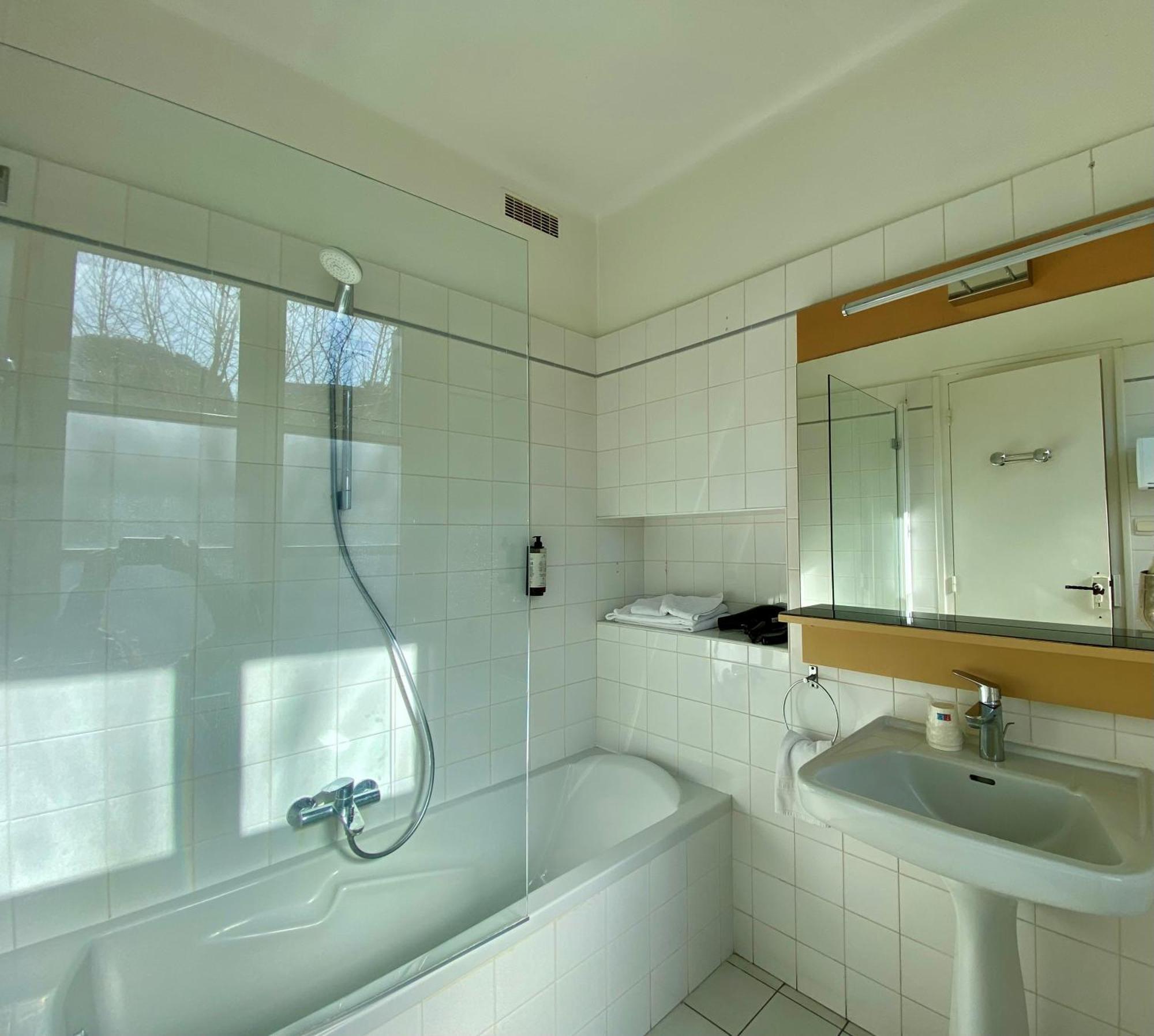 Hotel Des Templiers กูลิอูร์ ภายนอก รูปภาพ