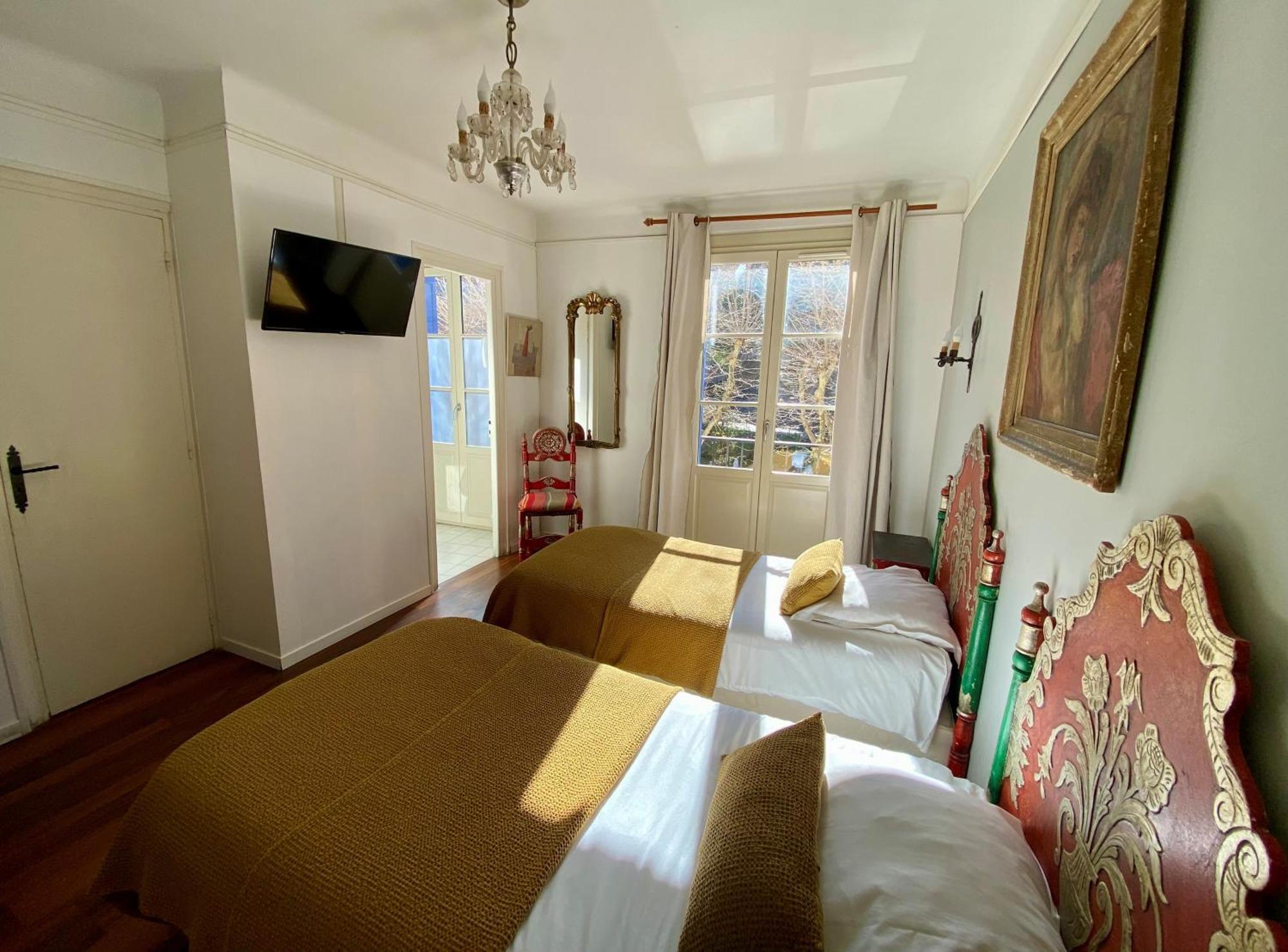 Hotel Des Templiers กูลิอูร์ ภายนอก รูปภาพ